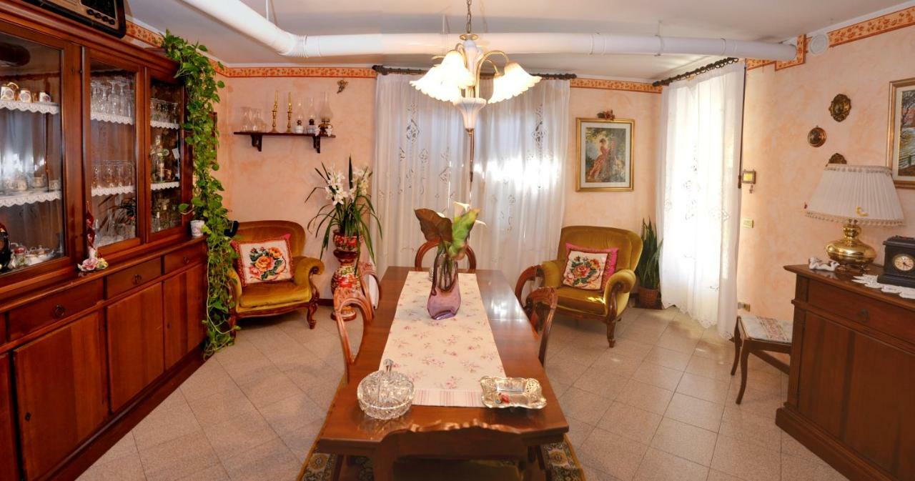 B&B Il Pavone Бусето Екстериор снимка
